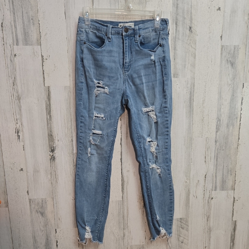 mudd high waisted ripped ankle jeans